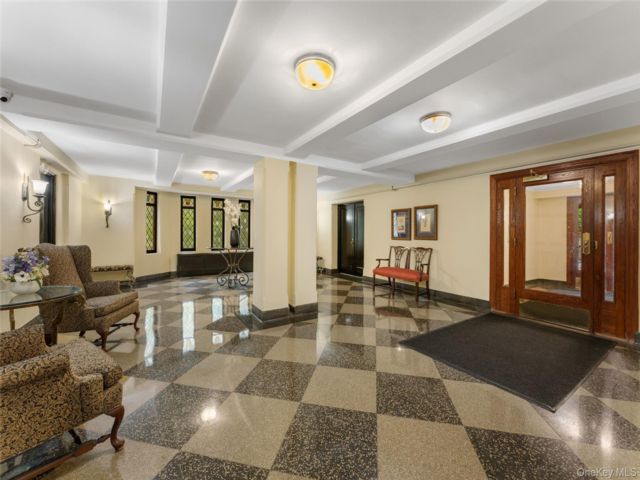 [Bronxville Real Estate, listing number 7304157]