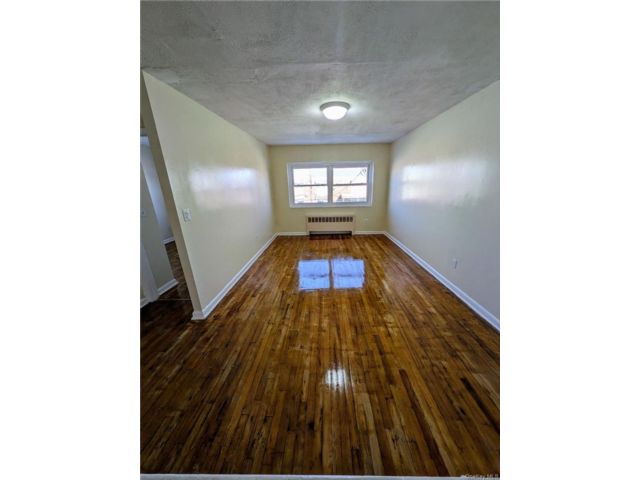 [Woodlawn Real Estate, listing number 7304211]