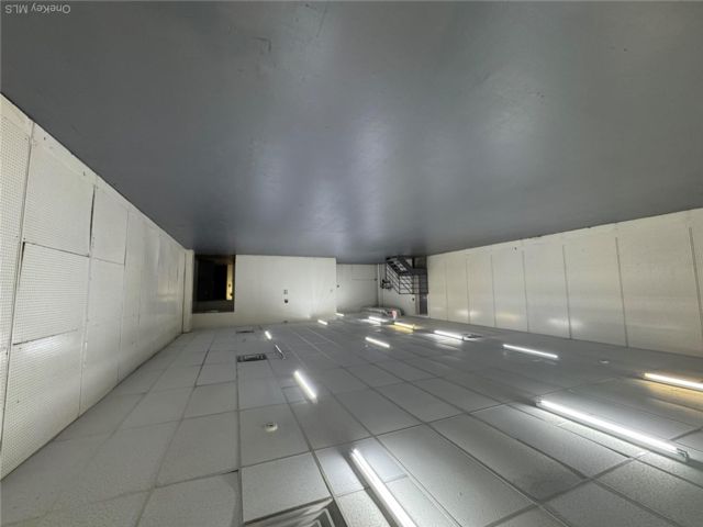 [PHOTO]