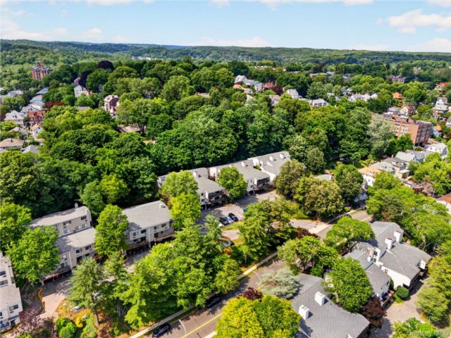 [White Plains Real Estate, listing number 7304444]
