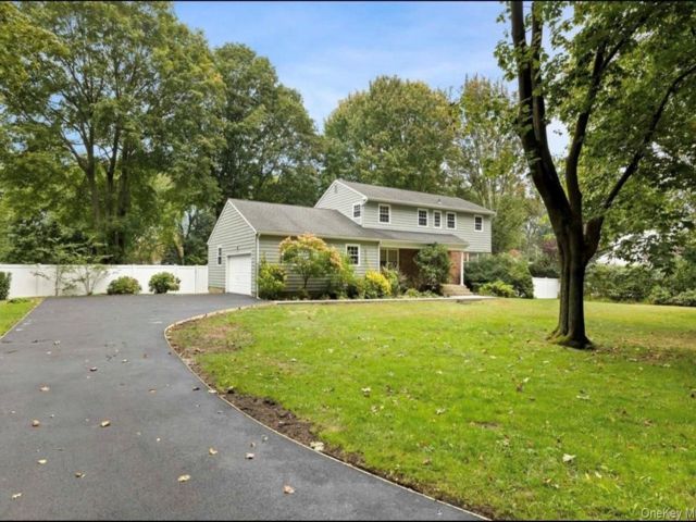  5 BR,  5.00 BTH &nbsp;Other style home in Woodbury
