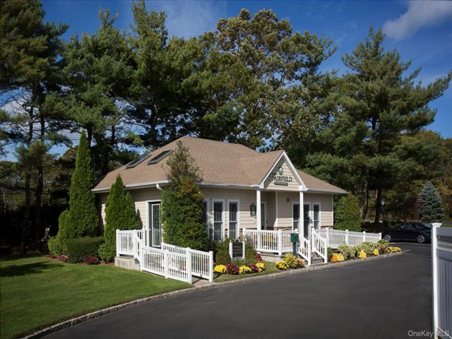  2 BR,  1.00 BTH &nbsp;Other style home in Port Jefferson