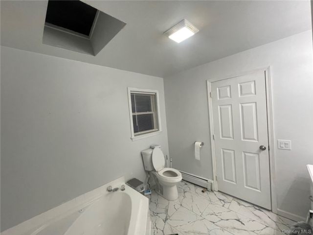 [PHOTO]