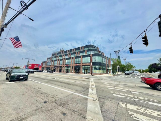 [Bellerose Real Estate, listing number 7305160]
