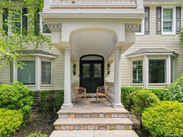 [PHOTO]