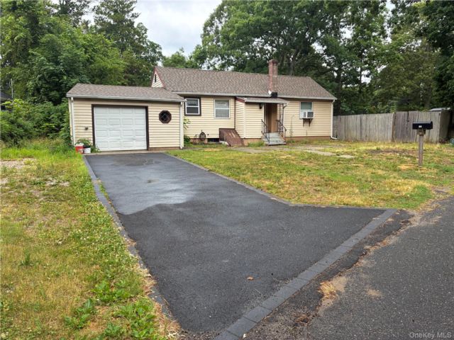 [Centereach Real Estate, listing number 7305331]
