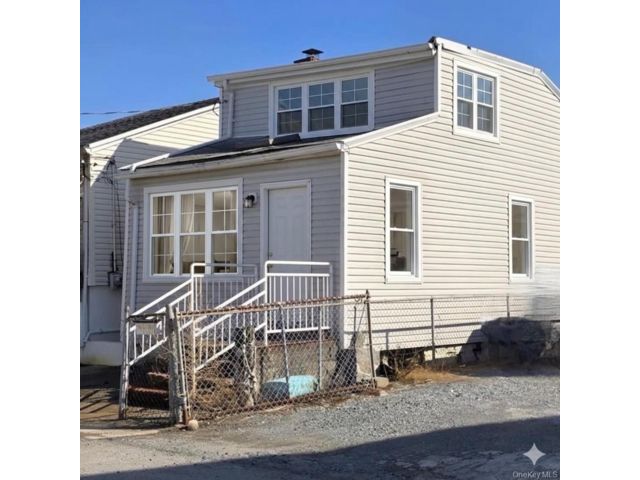 [Howard Beach Real Estate, listing number 7305335]