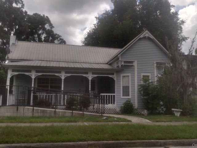  3 BR,  2.00 BTH &nbsp;Ranch style home in Call Listing Agent