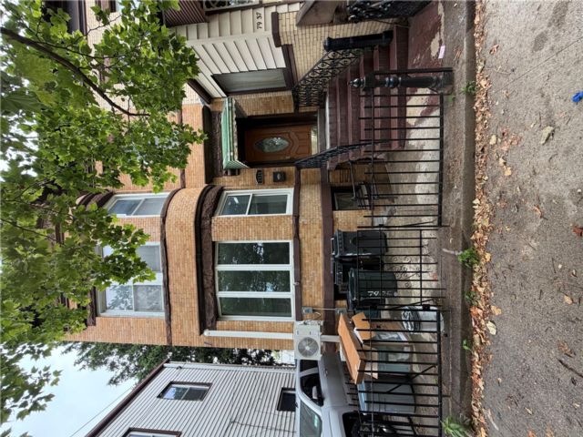 [Glendale Real Estate, listing number 7305882]