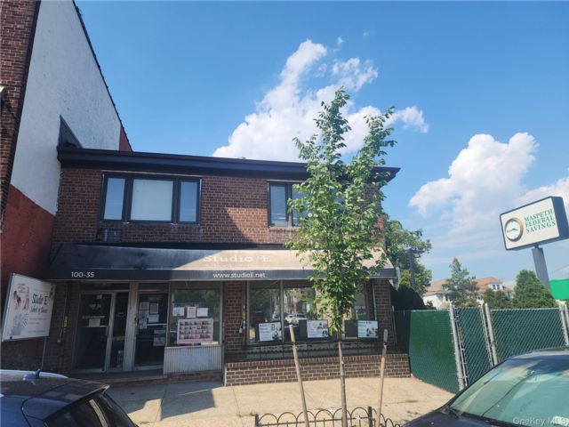 Studio,  0.00 BTH &nbsp;House style home in Forest Hills