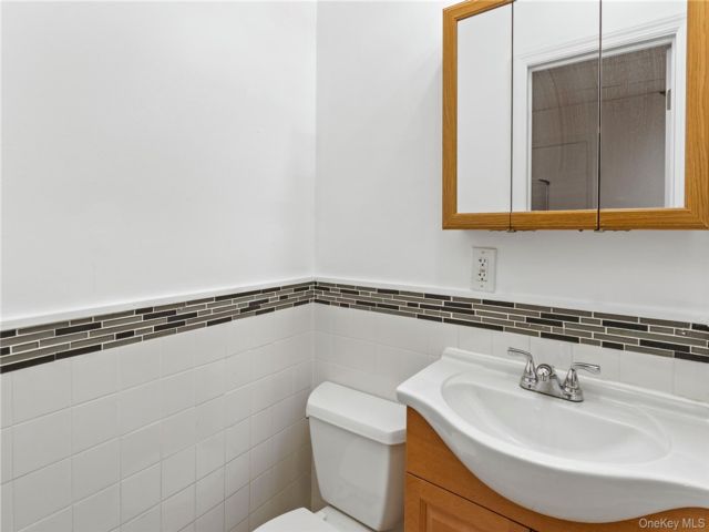 [PHOTO]