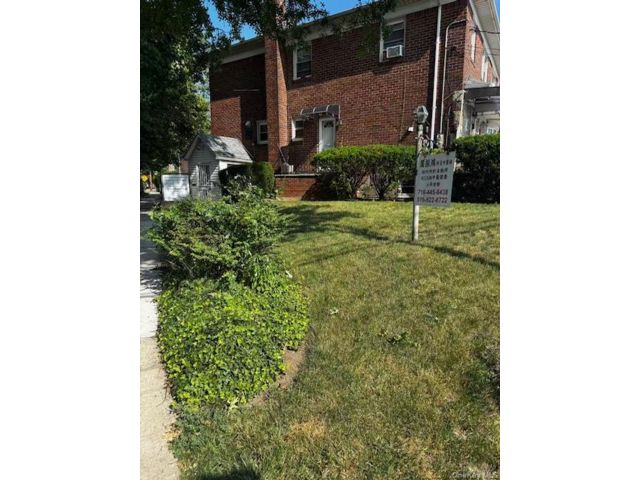 Studio,  0.00 BTH &nbsp;House style home in Fresh Meadows
