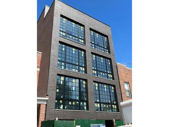 Studio,  0.00 BTH &nbsp;House style home in Astoria