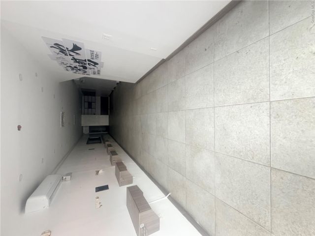 [PHOTO]