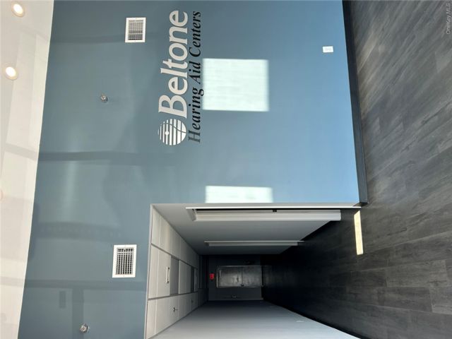 [PHOTO]