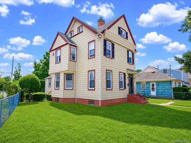 Studio,  0.00 BTH &nbsp;House style home in Bayswater