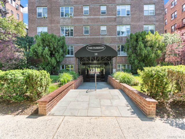 [White Plains Real Estate, listing number 7307020]