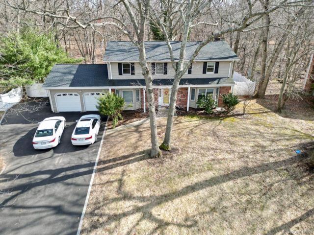 [East Setauket Real Estate, listing number 7307106]