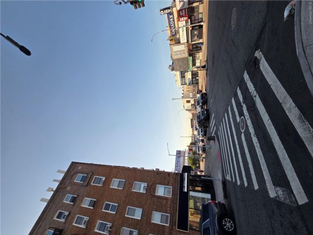 [Flushing Real Estate, listing number 7307152]