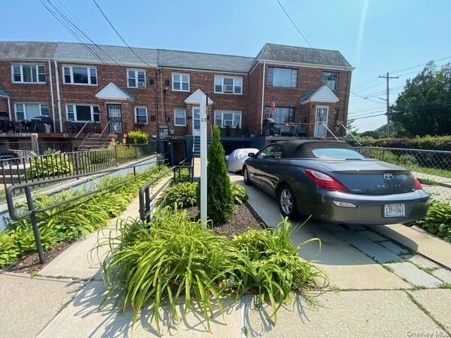Studio,  0.00 BTH &nbsp;House style home in Flushing