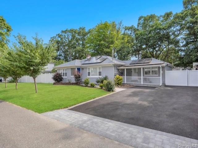  4 BR,  3.00 BTH &nbsp;Other style home in Deer Park