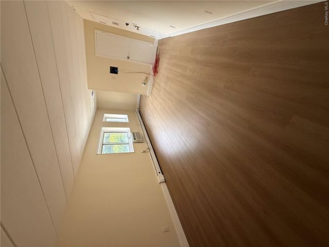 [PHOTO]