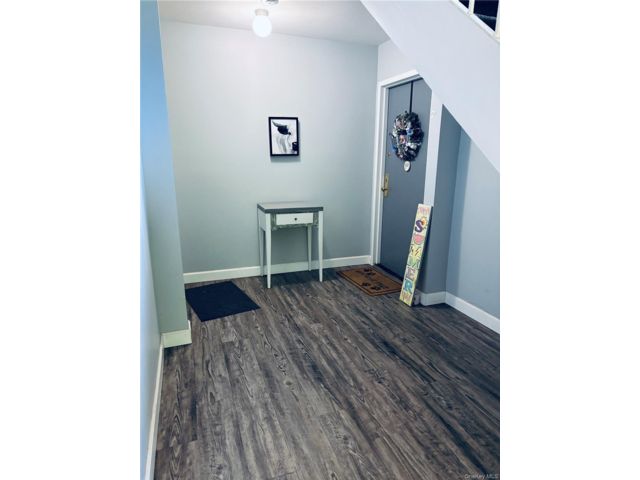 [PHOTO]