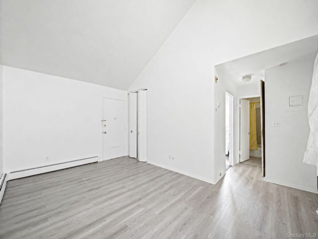 [PHOTO]