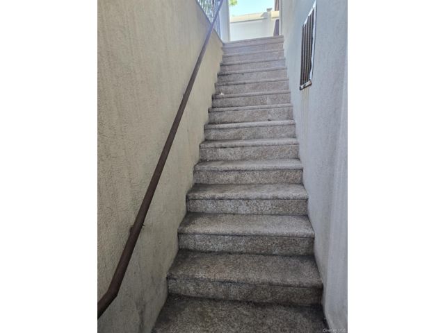 [PHOTO]