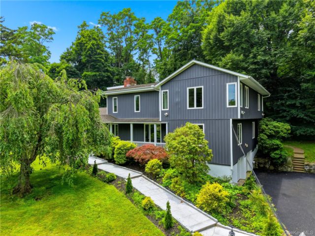  6 BR,  5.00 BTH &nbsp;Contemporary style home in Croton-on-hudson