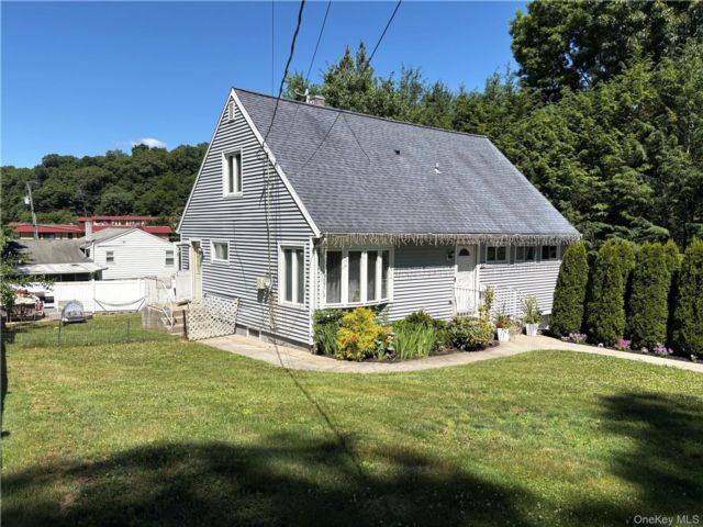 [White Plains Real Estate, listing number 7307684]