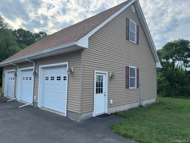 [New Paltz Real Estate, listing number 7307820]