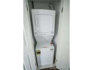 [PHOTO]