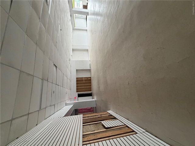 [PHOTO]