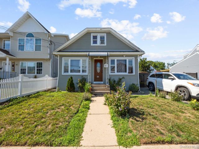 [Roosevelt Real Estate, listing number 7308173]
