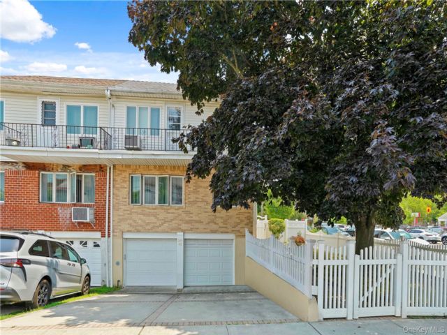 [Howard Beach Real Estate, listing number 7308247]