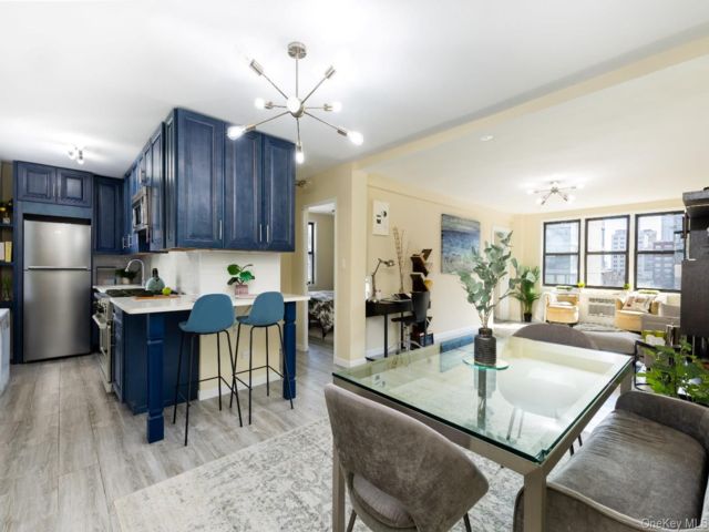  2 BR,  1.00 BTH &nbsp;Other style home in New York (manhattan)