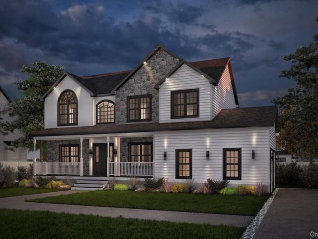  4 BR,  3.00 BTH &nbsp;Colonial style home in East Patchogue