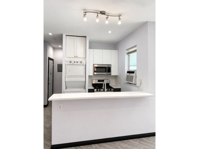 [Middle Village Real Estate, listing number 7308404]