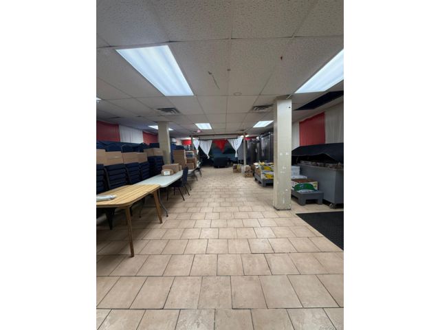 [PHOTO]