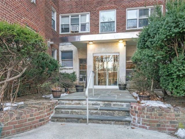 [Bronxville Real Estate, listing number 7308553]