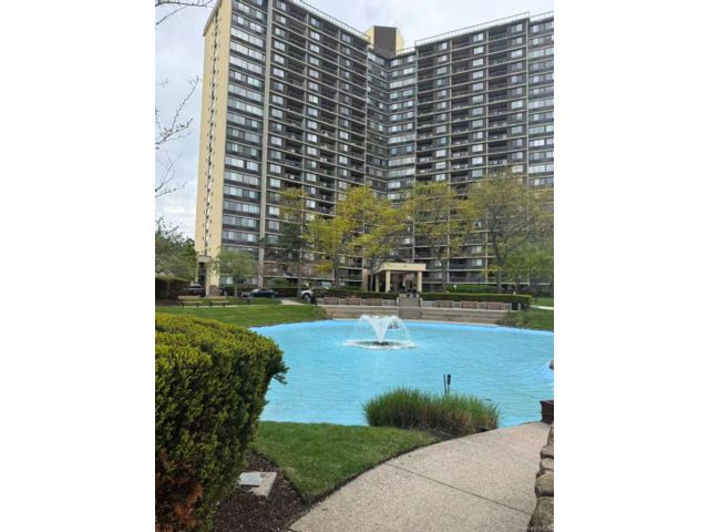  1 BR,  1.00 BTH &nbsp;Other style home in Bayside