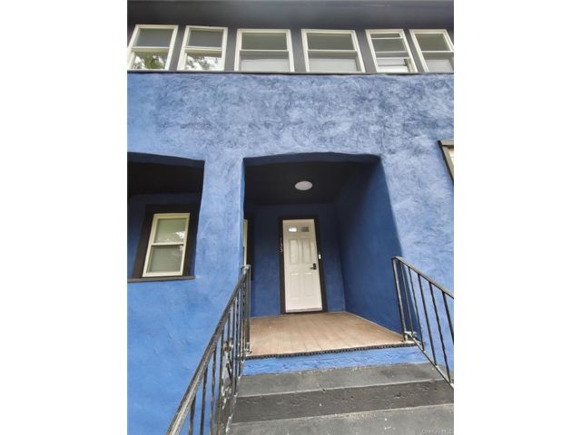  3 BR,  1.00 BTH &nbsp;A-frame style home in New Rochelle
