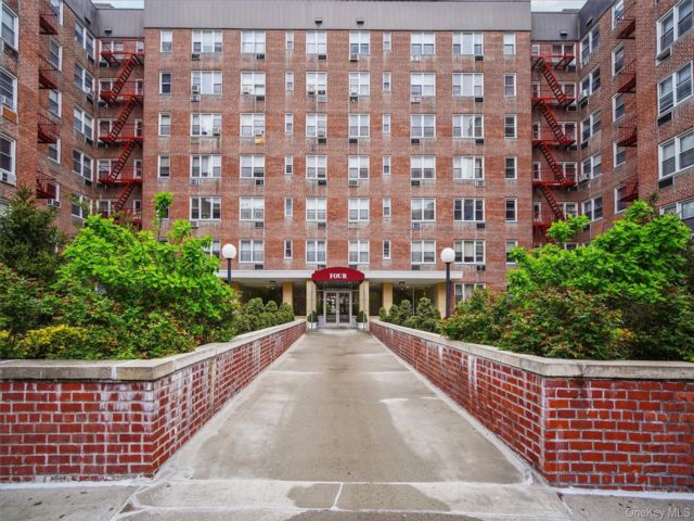 Studio,  1.00 BTH &nbsp;High rise style home in Yonkers