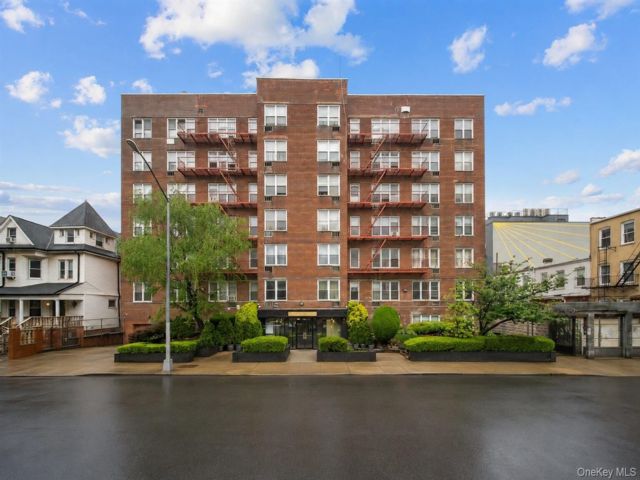  1 BR,  1.00 BTH &nbsp;Other style home in Flatlands