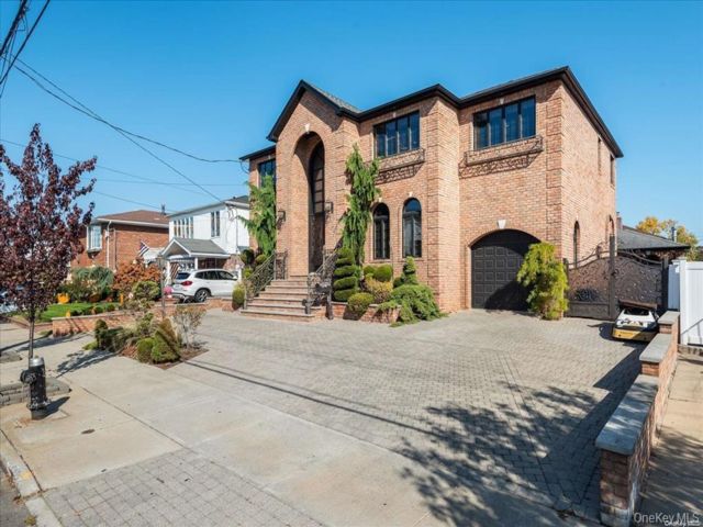 [Howard Beach Real Estate, listing number 7308869]