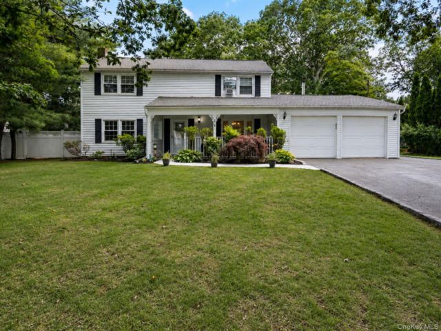 [Stony Brook Real Estate, listing number 7308889]