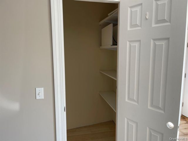 [PHOTO]