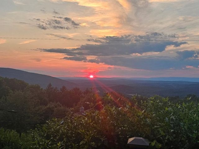 [Cornwall Real Estate, listing number 7309037]