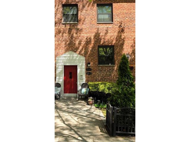 [Howard Beach Real Estate, listing number 7309164]